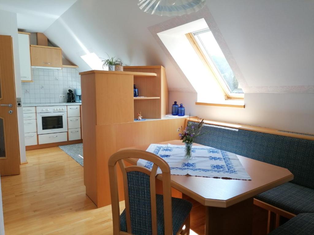 Kuchyň nebo kuchyňský kout v ubytování Ursprunghof