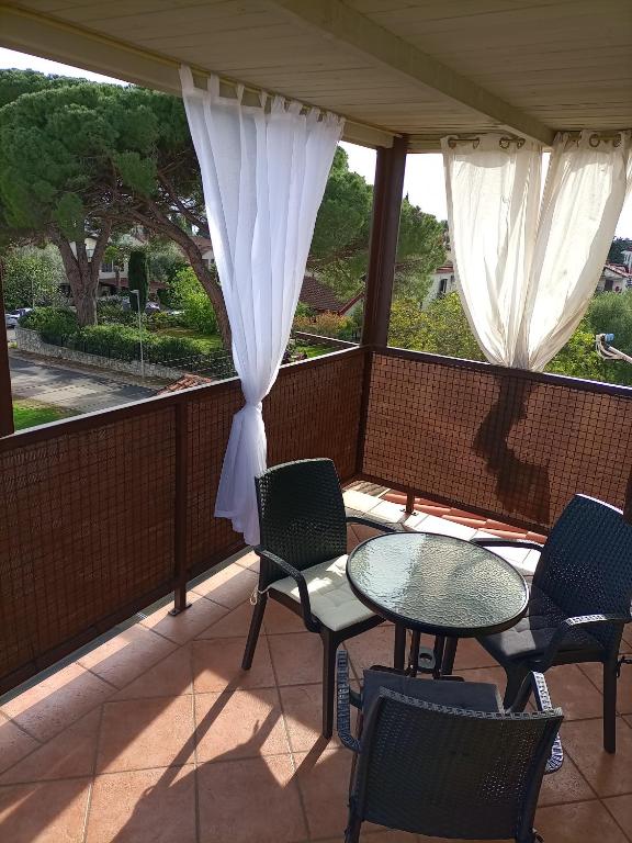Balkón nebo terasa v ubytování Apartments Ingrid
