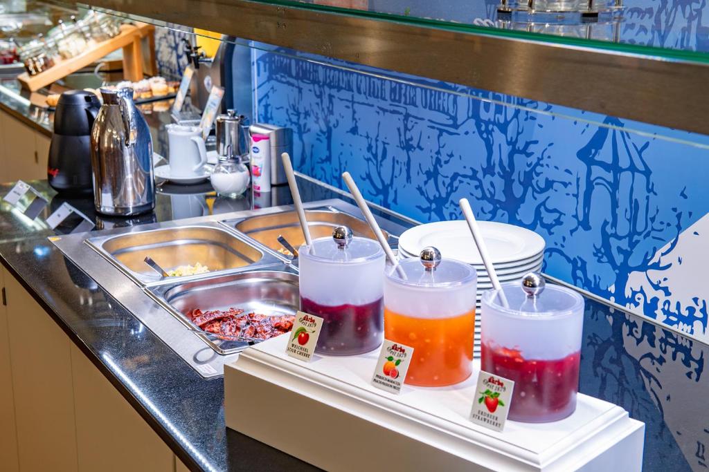 Hotel der Akademie Caritas-Pirckheimer-Haus - Resim 21