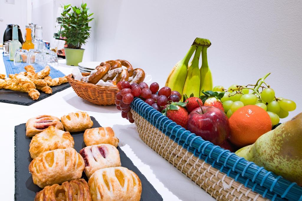 Hotel der Akademie Caritas-Pirckheimer-Haus - Resim 29