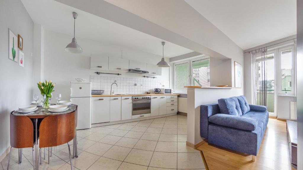 Kuchyňa alebo kuchynka v ubytovaní Apartamenty Sun & Snow Legionów