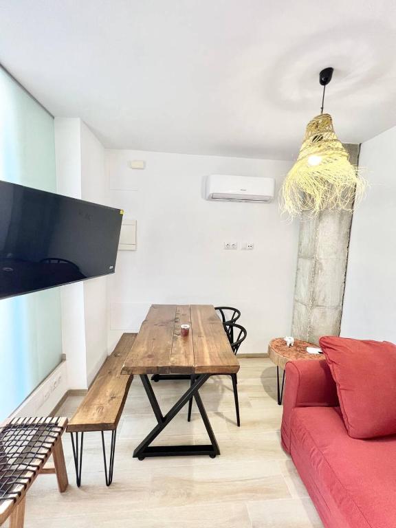 TV a/nebo společenská místnost v ubytování Erisa IB Carihuela - Torremolinos