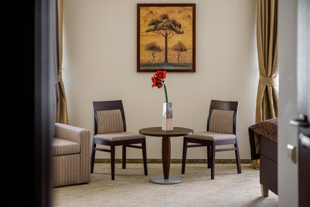 Posezení v ubytování Euterpe Hotel