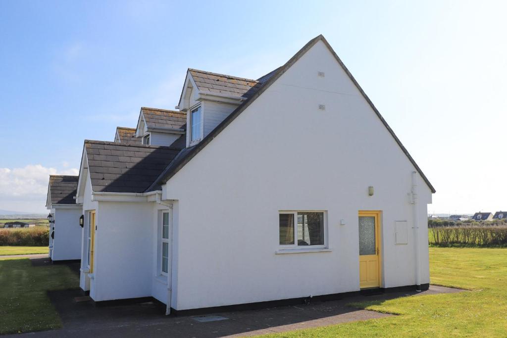 Ballybunion Holiday Cottage No 10, Ballybunion (updated prices 2024)