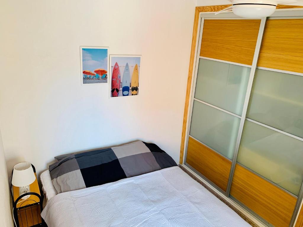 Posteľ alebo postele v izbe v ubytovaní Amazing Time Apartment with 3 Bedrooms, 100m to the Grand Beach