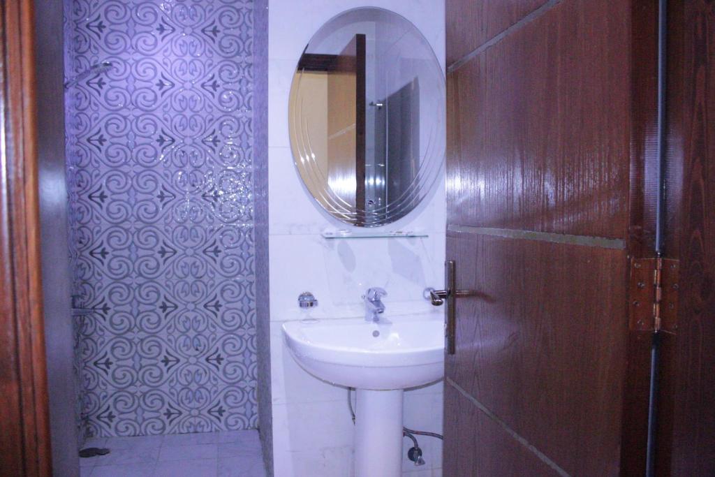Koupelna v ubytování Altamyoiz Sirved Apartments