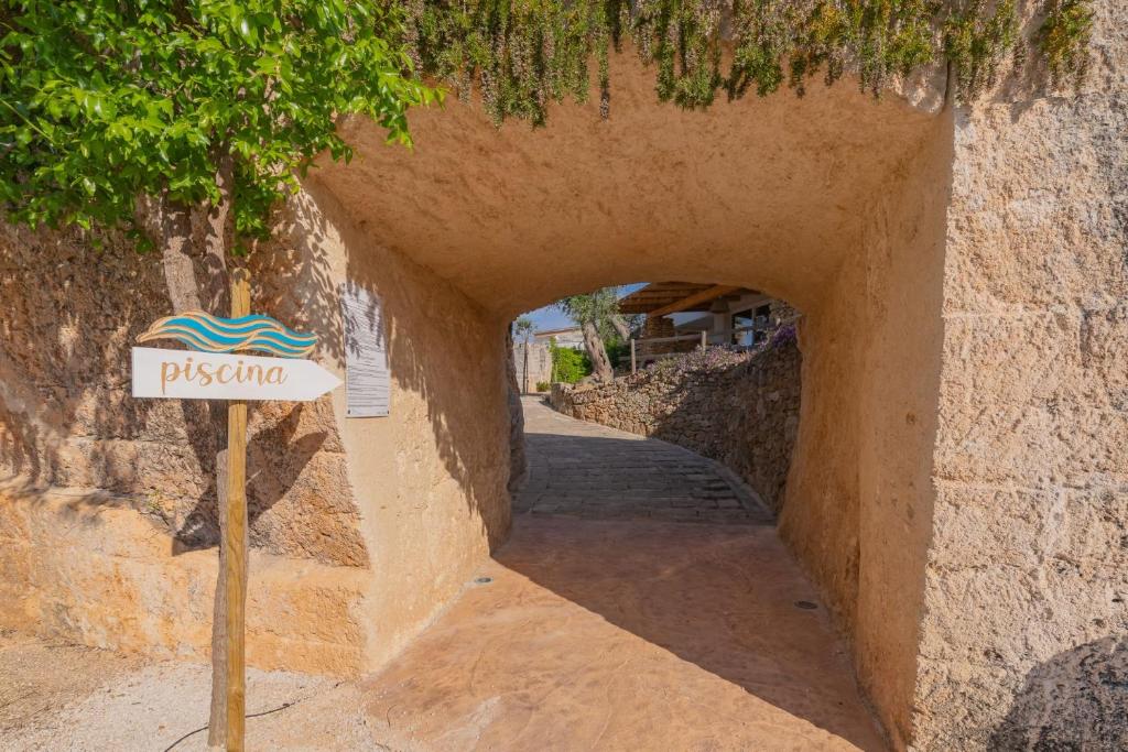 Фотография из галереи Cava Li Santi Residence в Нардо