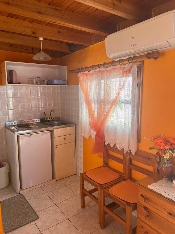 Kuchyňa alebo kuchynka v ubytovaní Hotel Elizabeth