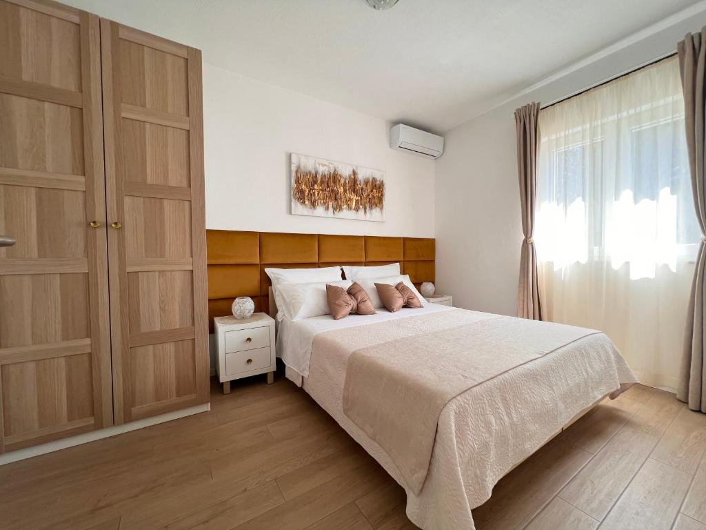 Apartments Pera - 13