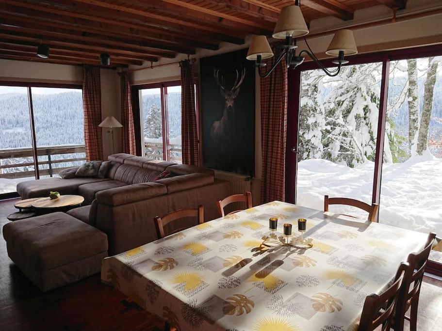 Fotografia z galérie ubytovania Maison d'altitude avec vue panoramique à Gérardmer v destinácii Gérardmer