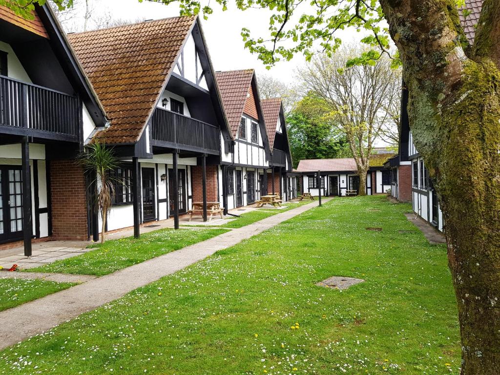 Tolroy Manor Holiday Park, Hayle (updated prices 2024)