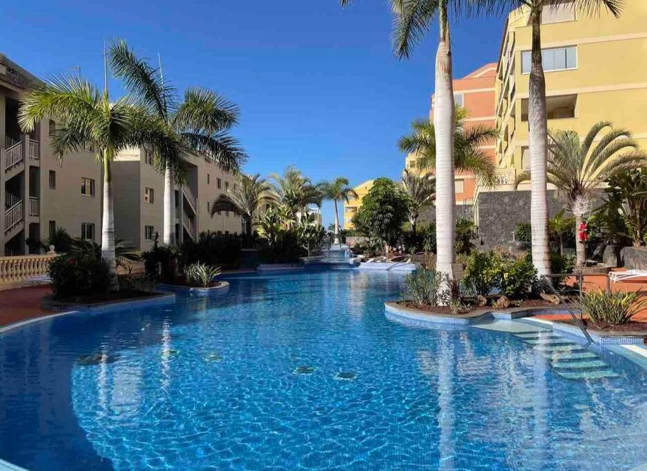 Bazén v ubytovaní Laderas del Palmar Luxury alebo v jeho blízkosti