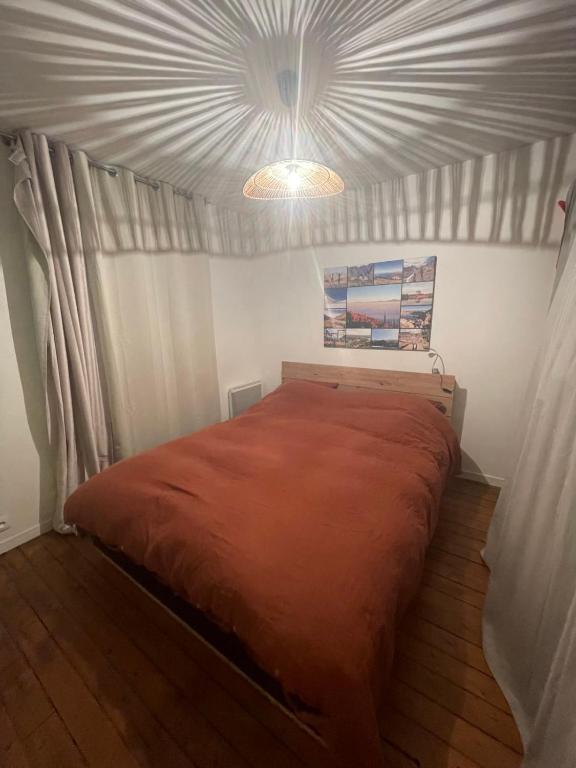 Posteľ alebo postele v izbe v ubytovaní 42m close to Montmartre