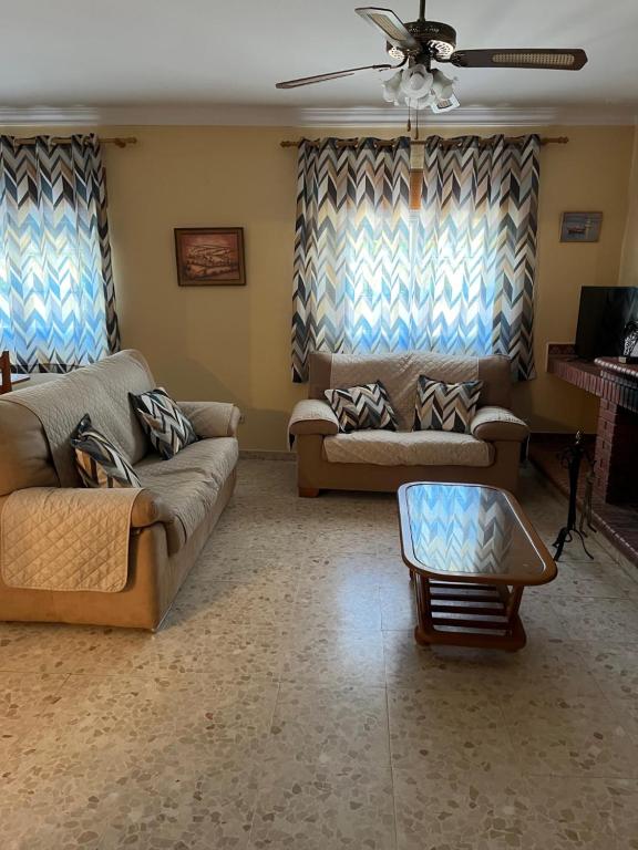 Posezení v ubytování VILLA LA MOMITA