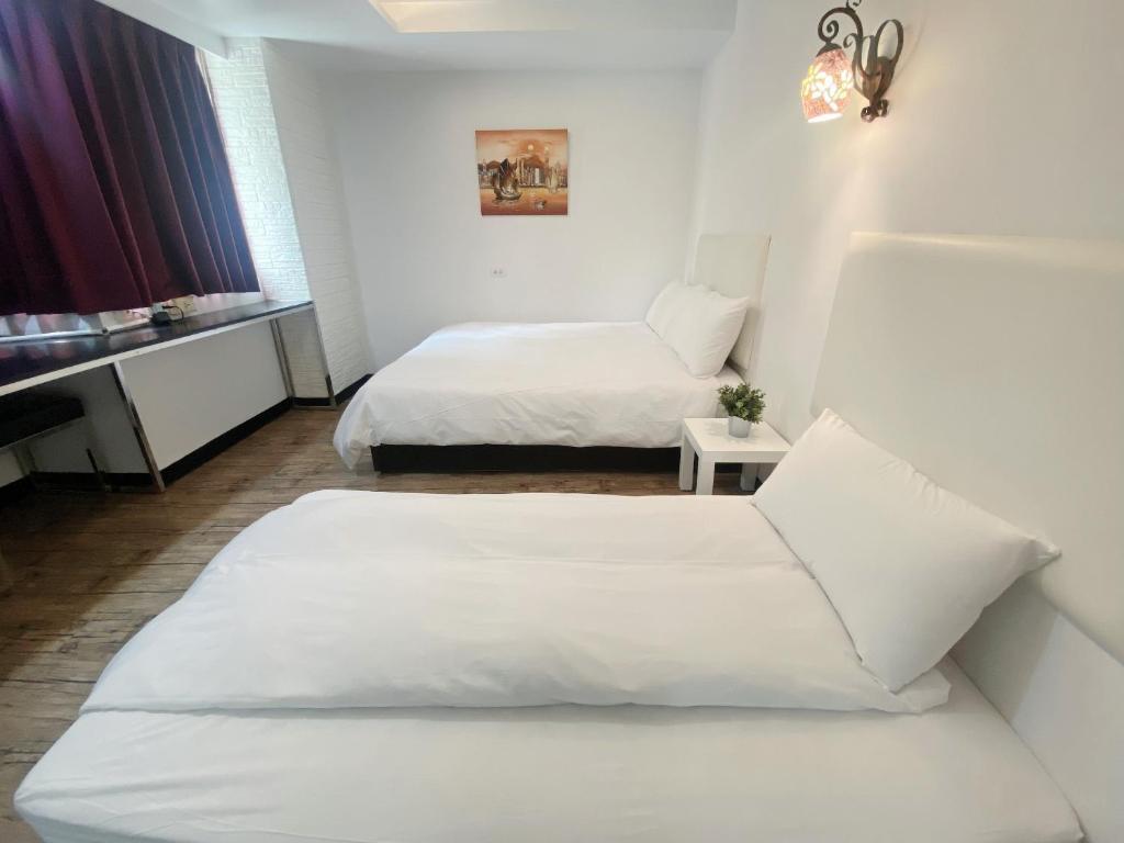 Love River Inn - Standard Triple Room