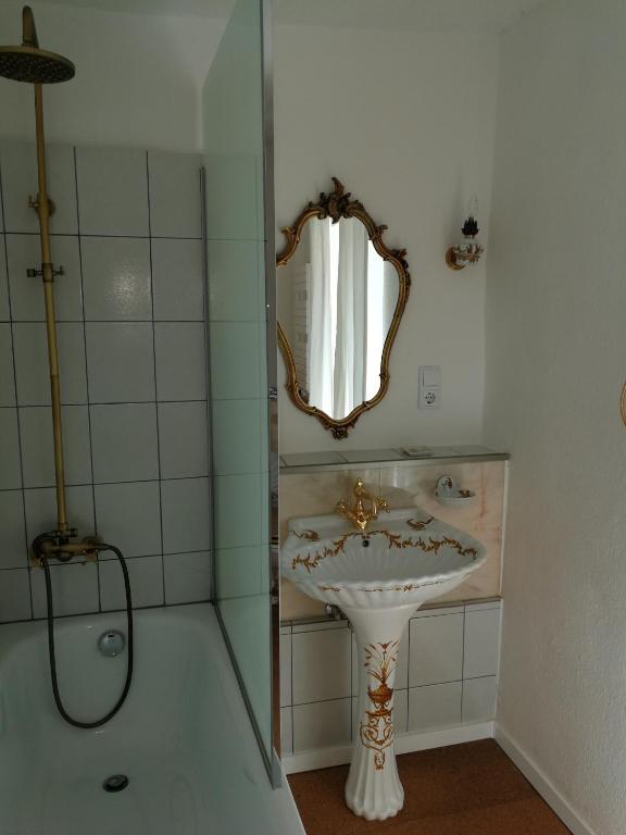 Koupelna v ubytování Gästehaus Fuchsröhre