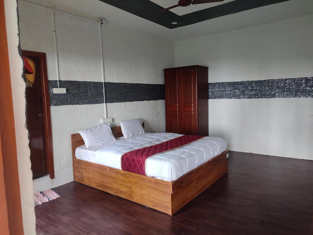 Postel nebo postele na pokoji v ubytování Cholai Resorts & Hotels