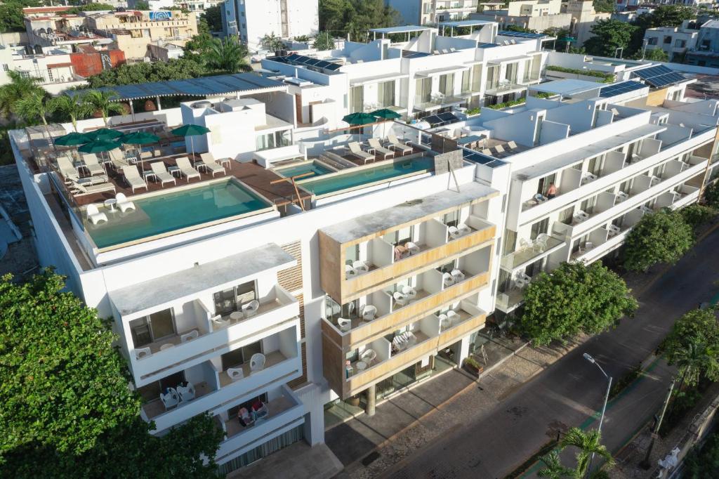 Antera Hotel & Residences