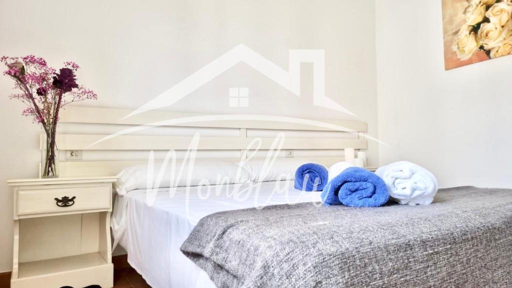 Postel nebo postele na pokoji v ubytování SA TORRETA 3