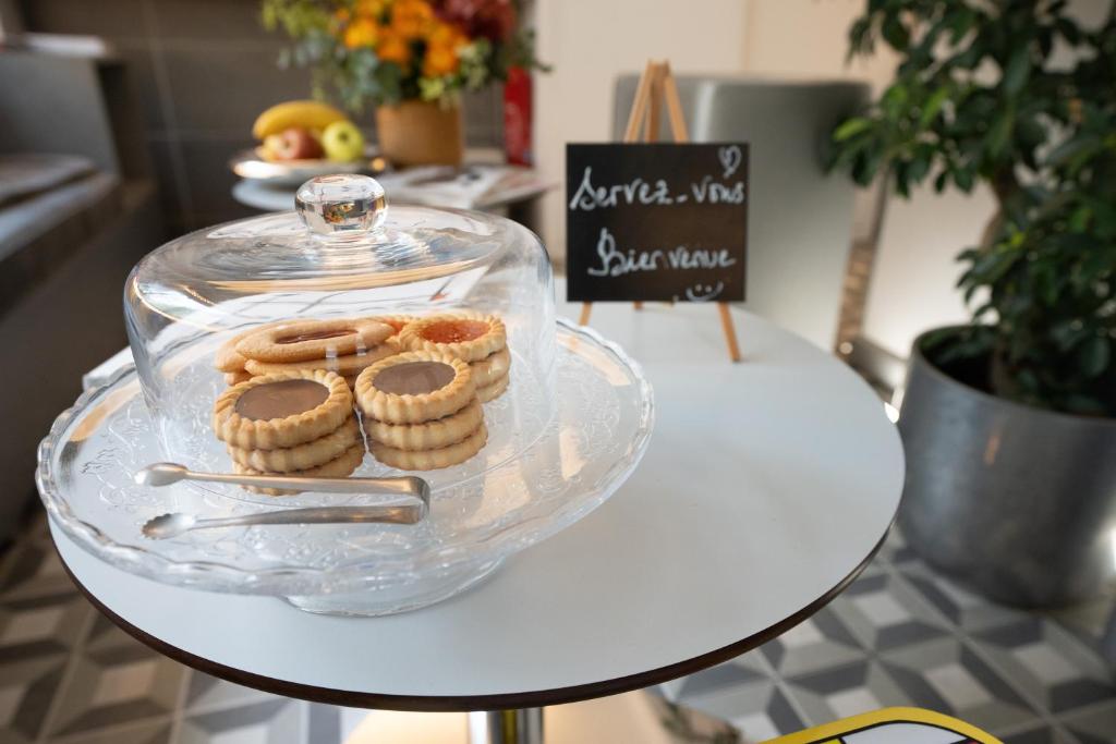 Hôtel Du Mont Dore Batignolles - Resim 43