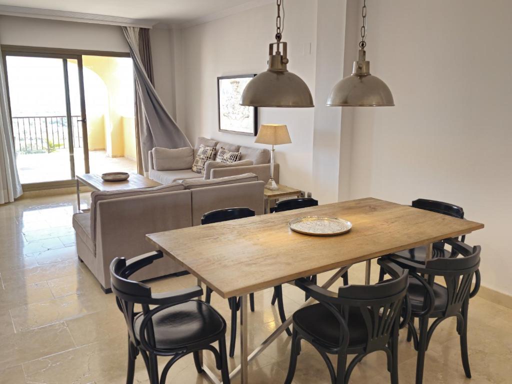 Hacienda Del Señorio De Cifuentes by Finest Rentals - 海景一室公寓