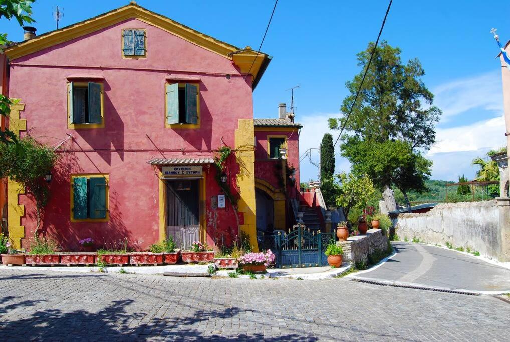 The building in which Az apartmant is located