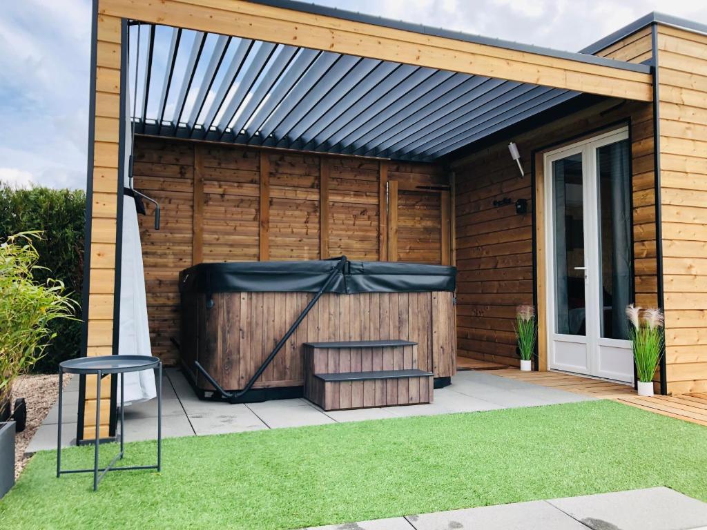 Zahrada ubytování Mini Love Room jacuzzi privatif