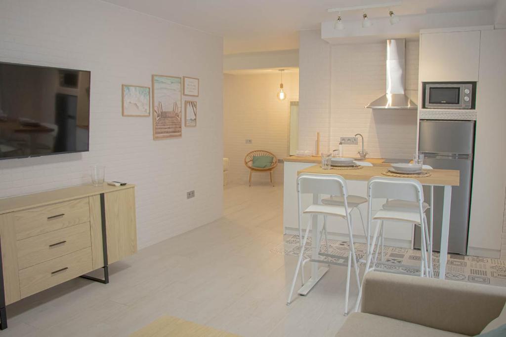 Kuchyňa alebo kuchynka v ubytovaní LOFT GARRUCHA CENTER
