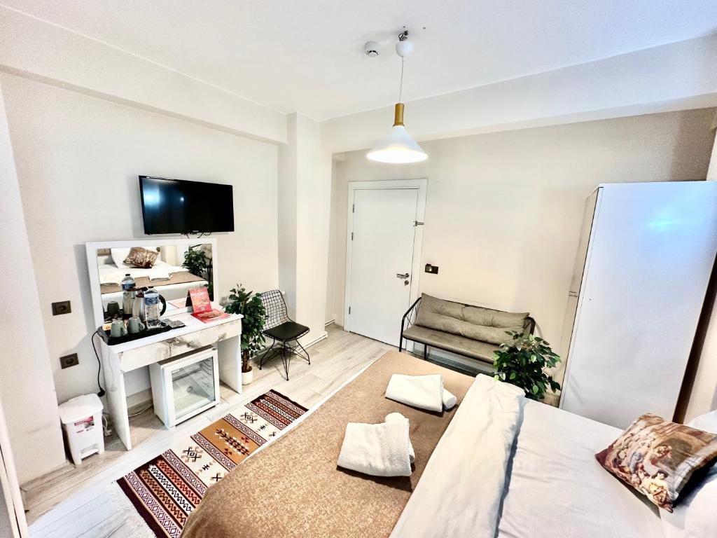 Galapera Hotel - Budget Single Room