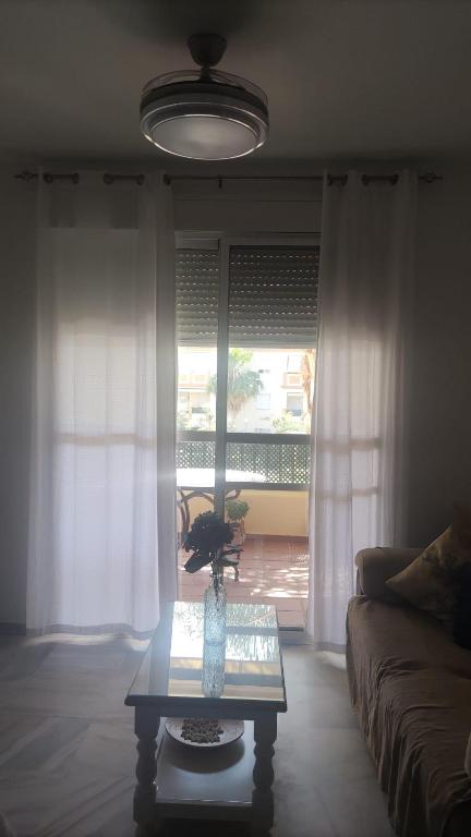Fotografia z galérie ubytovania VFT Apartamento "El Mar de Cádiz", en Primera Linea con parking v destinácii Costa Ballena