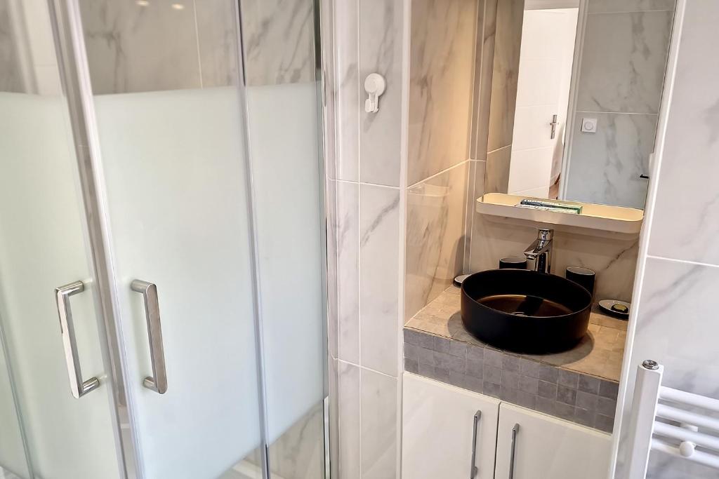 Fotografia z galérie ubytovania HENRI CAMILLE REAL ESTATE - Bambou- One bedroom center v Cannes