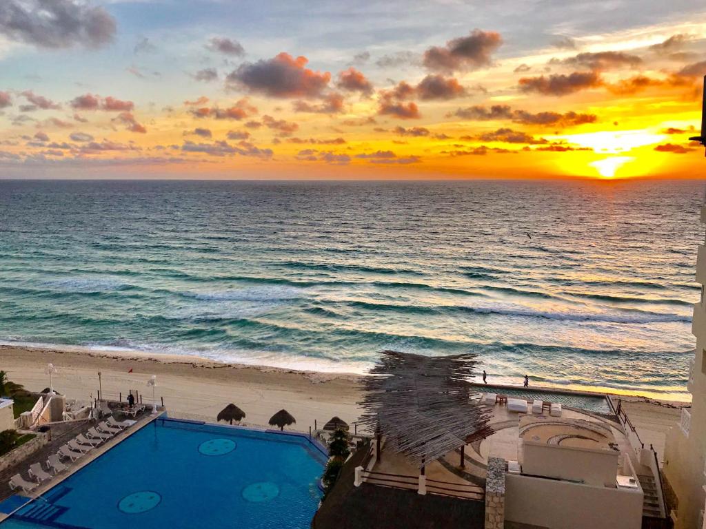 Seashore Apartment Cancun - Camera Doppia Deluxe Con Balcone E Vista Sul Mare
