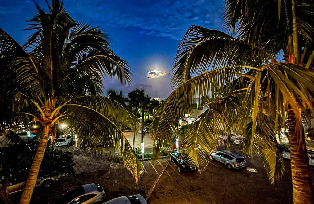 Seashore Apartment Cancun - Studio Con Balcone