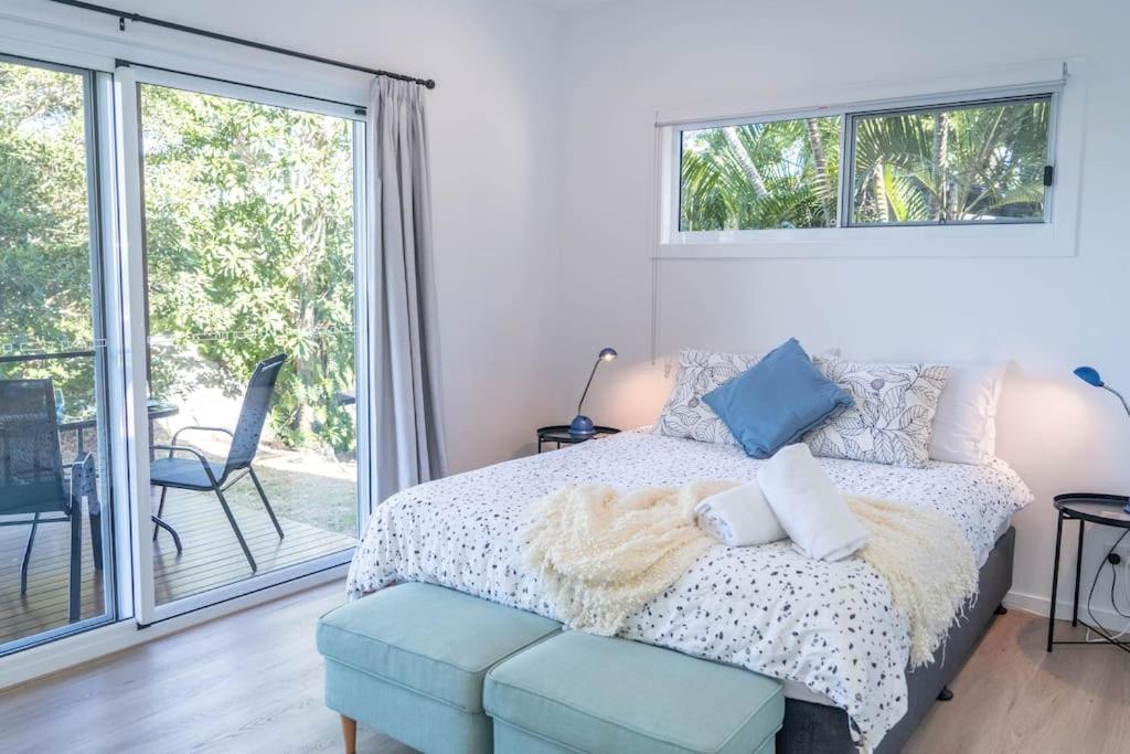 Paradise Lights (a), Seventeen Seventy (updated prices 2024)