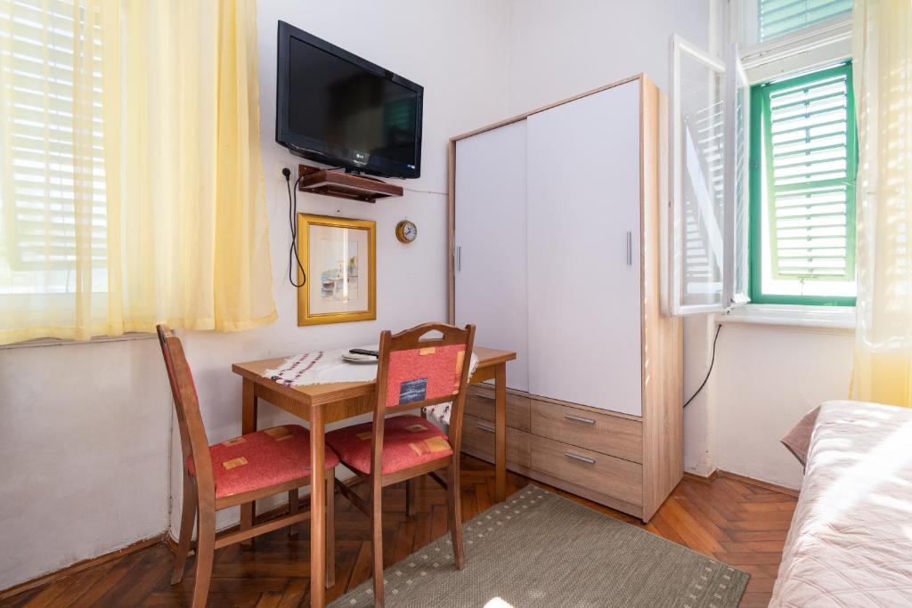 Fotografia z galérie ubytovania Apartments by the sea Opatija - Volosko, Opatija - 7912 v destinácii Opatija
