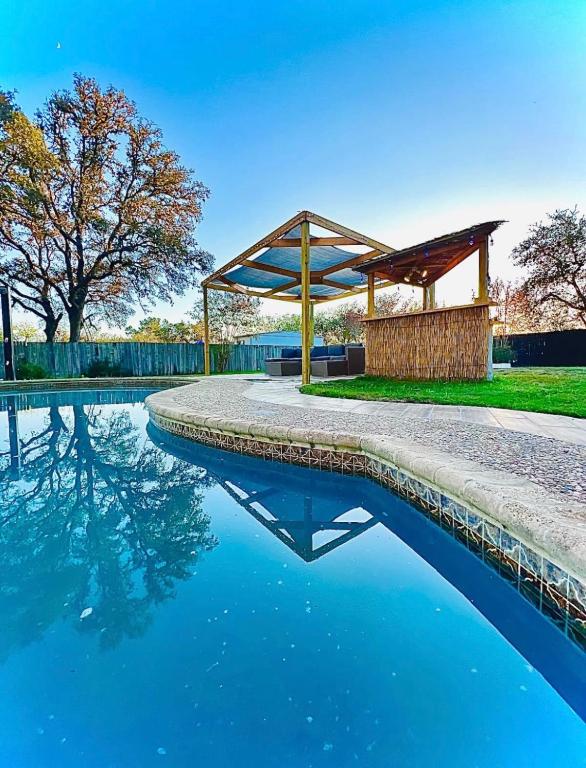 Luxury Home in SeaWorld’s Backyard, San Antonio (updated prices 2024)