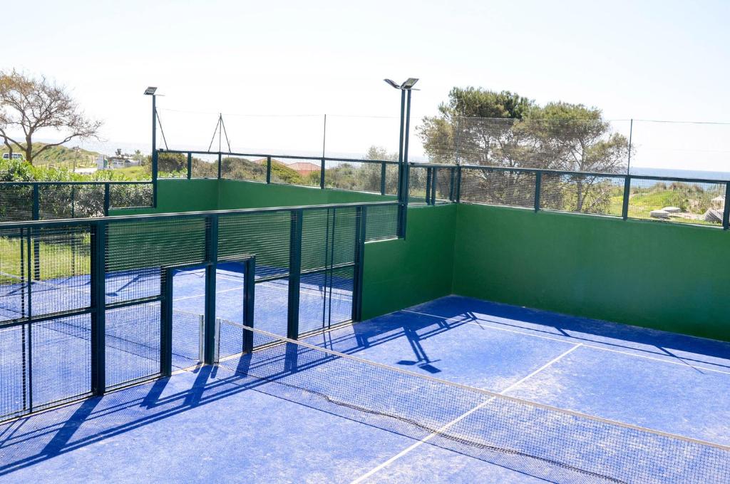 Balkón alebo terasa v ubytovaní Casa 70, dúplex en Urbanización Lunamar by LaRomanaMarbella