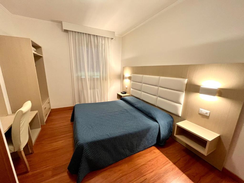 Le Naiadi Park Hotel Sul Lago - Economy Double Or Twin Room With Garden View