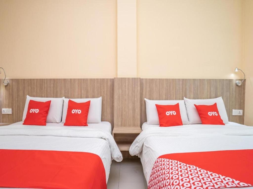 Postel nebo postele na pokoji v ubytování Hotel The Island