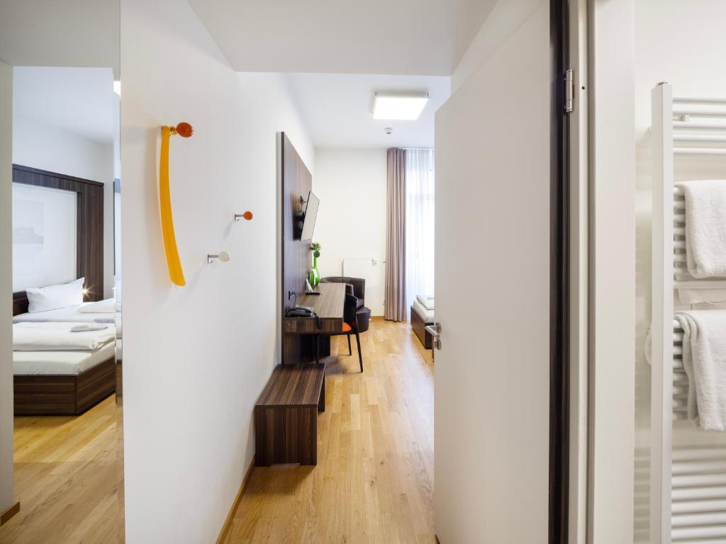 sevenDays Hotel BoardingHouse - Resim 38