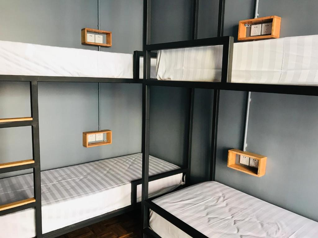 Postel nebo postele na pokoji v ubytování Alobar1000 Hostel