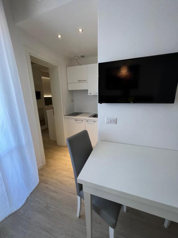 Kuchyň nebo kuchyňský kout v ubytování Hotel Ardea
