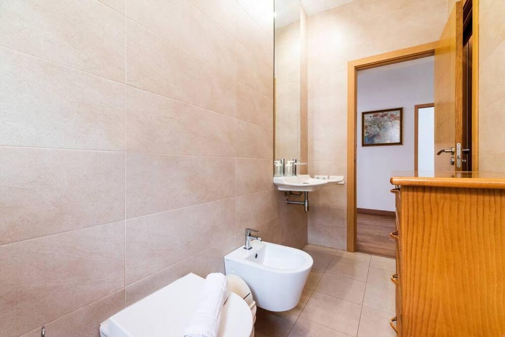 Koupelna v ubytování - Preciosa casa con Piscina - Cerca del centro