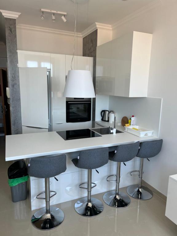 Kuchyň nebo kuchyňský kout v ubytování Rotonda Inn Novigrad