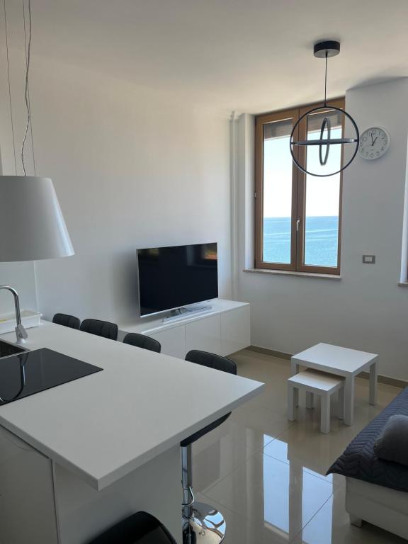 TV a/nebo společenská místnost v ubytování Rotonda Inn Novigrad