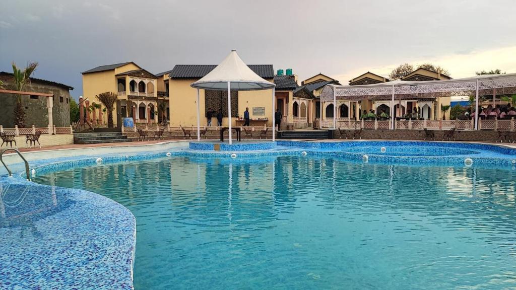 Shubhim Hotel & Resort MIDWAY TREAT MPT FRANCHISE - Standaardvilla