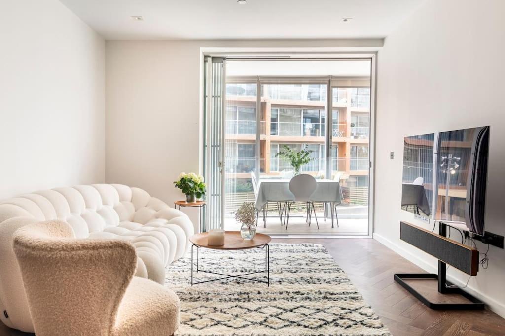 Luxury 2 bedroom Flat, London (updated prices 2025)