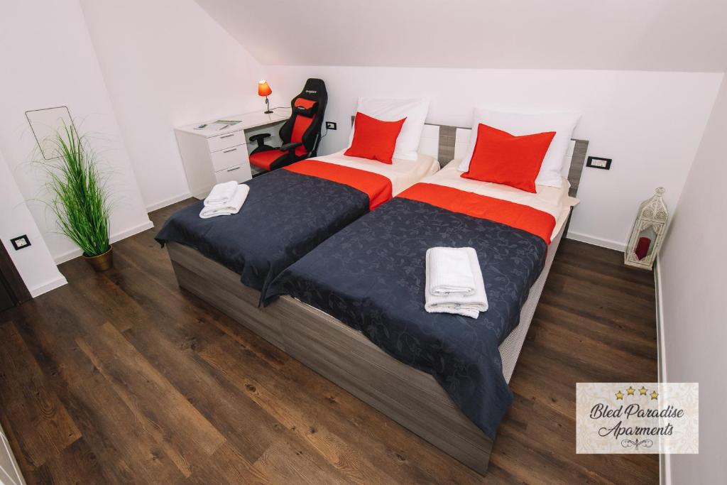 Postel nebo postele na pokoji v ubytování Bled Paradise Apartments