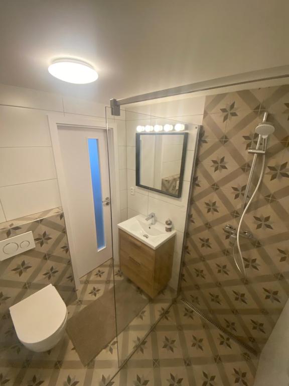 A bathroom at R-Penzion