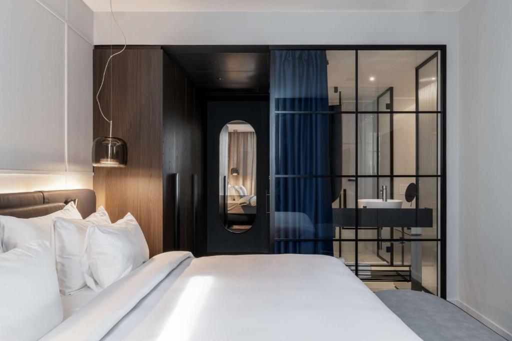 Radisson Collection Hotel, Santa Sofia Milan - Resim 41